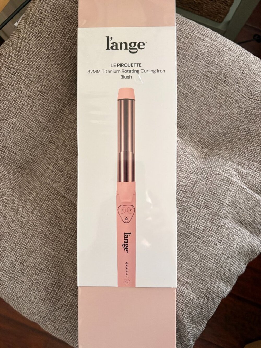 Lange Le Pirouette 32mm Titanium Rotating Curling Iron in Blush